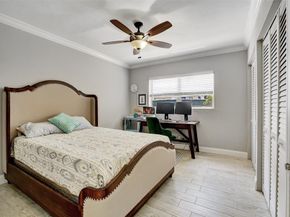 744 NE 14th Ave 4, Fort Lauderdale FL 33304