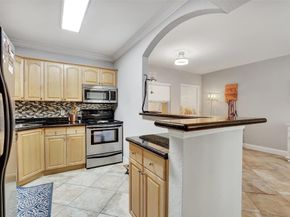 744 NE 14th Ave 4, Fort Lauderdale FL 33304