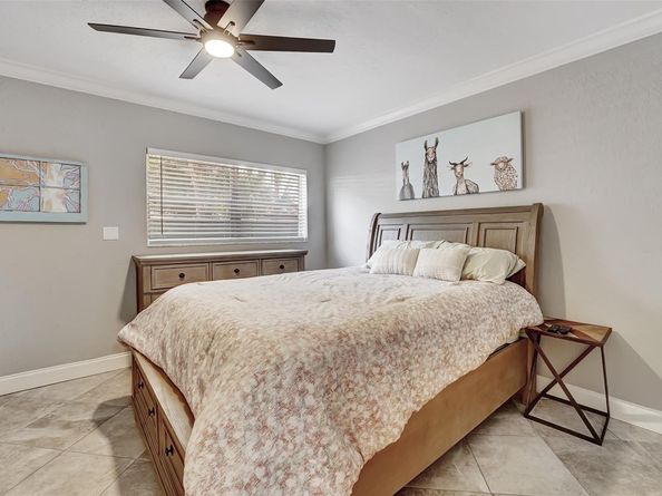 744 NE 14th Ave 4, Fort Lauderdale FL 33304