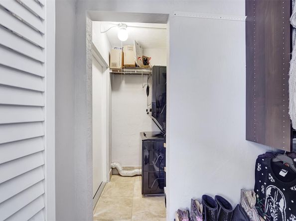 744 NE 14th Ave 4, Fort Lauderdale FL 33304