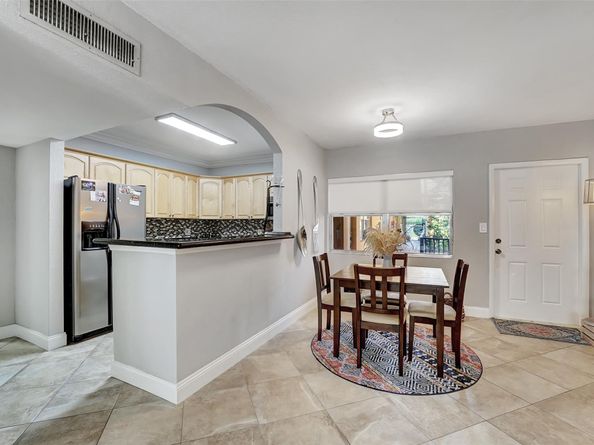 744 NE 14th Ave 4, Fort Lauderdale FL 33304