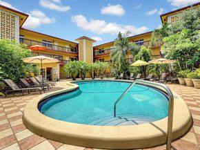 744 NE 14th Ave 4, Fort Lauderdale FL 33304