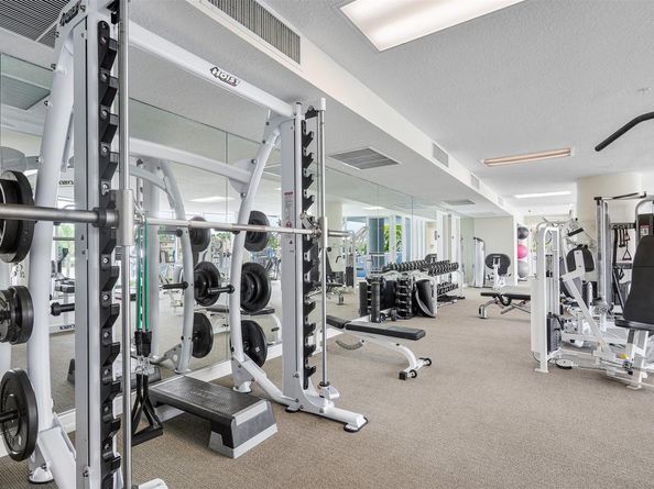 715 Bayshore Dr 1004, Fort Lauderdale FL 33304