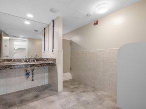 715 Bayshore Dr 1004, Fort Lauderdale FL 33304