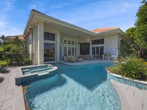 66 St James Drive, Palm Beach Gardens FL 33418