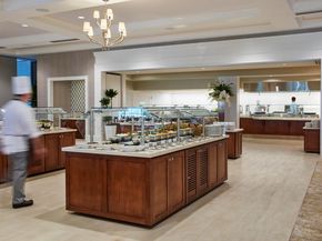 66 St James Drive, Palm Beach Gardens FL 33418
