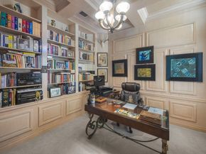 66 St James Drive, Palm Beach Gardens FL 33418