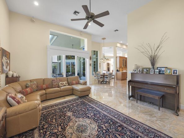 66 St James Drive, Palm Beach Gardens FL 33418
