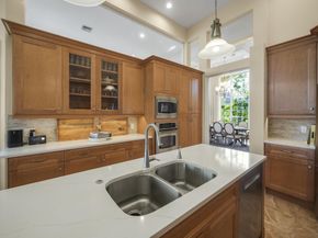 66 St James Drive, Palm Beach Gardens FL 33418