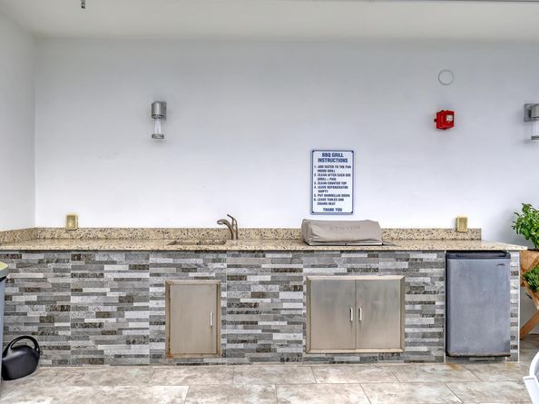 1 S Palmway 204, Lake Worth Beach FL 33460