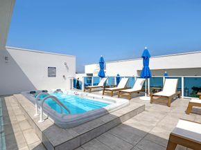 1 S Palmway 204, Lake Worth Beach FL 33460