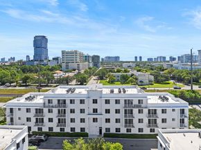 2651 NE 212th TER 201, Aventura FL 33180