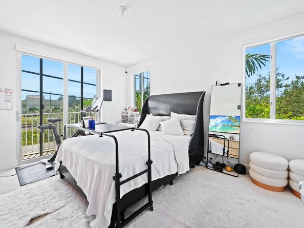 2651 NE 212th TER 201, Aventura FL 33180