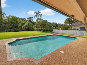 1733 NW 92 Way, Coral Springs FL 33071