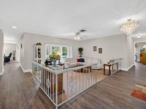 1733 NW 92 Way, Coral Springs FL 33071