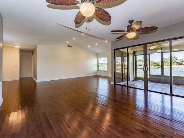 13335 Crosspointe Drive, Palm Beach Gardens FL 33418