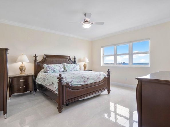 2650 Lake Shore Drive 2202, Riviera Beach FL 33404