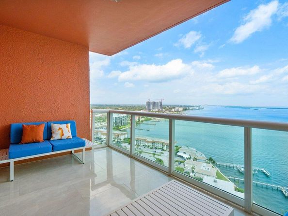 2650 Lake Shore Drive 2202, Riviera Beach FL 33404