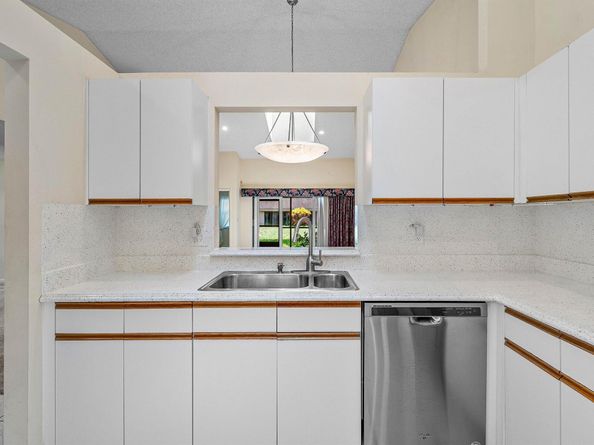 8302 Summersong Terrace A, Boca Raton FL 33496