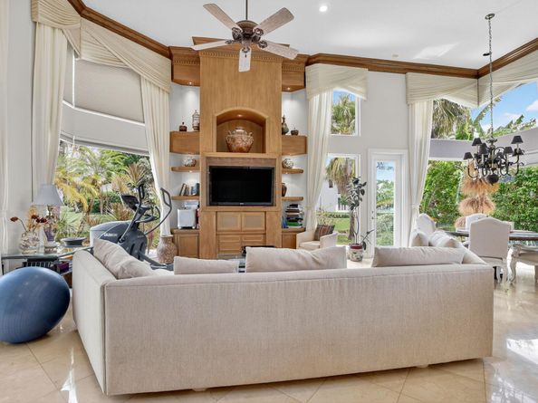 6981 Lions Head Lane, Boca Raton FL 33496