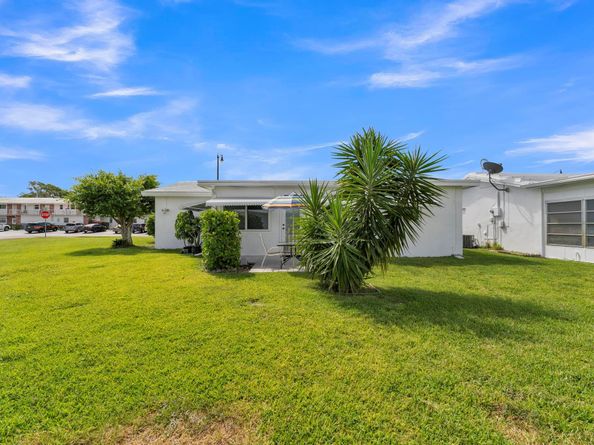 2641 W Golf Blvd, Pompano Beach FL 33064