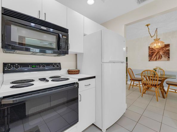 2641 W Golf Blvd, Pompano Beach FL 33064