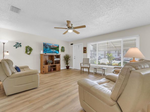2641 W Golf Blvd, Pompano Beach FL 33064