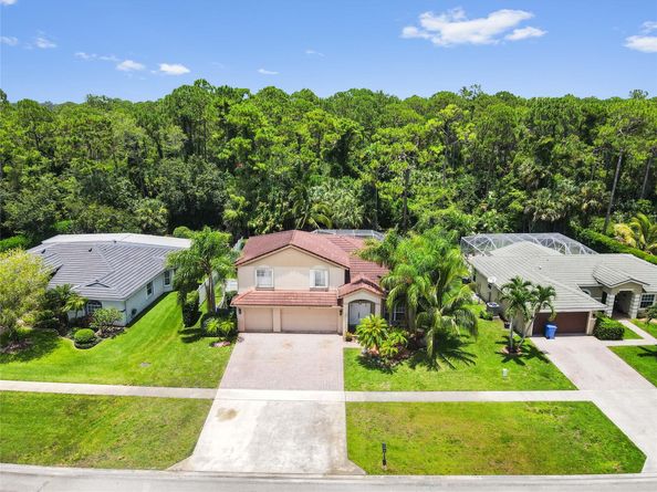 225 Park Road N, Royal Palm Beach FL 33411