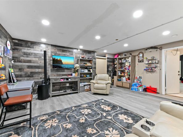 225 Park Road N, Royal Palm Beach FL 33411