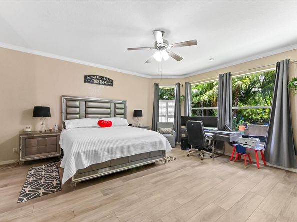 225 Park Road N, Royal Palm Beach FL 33411