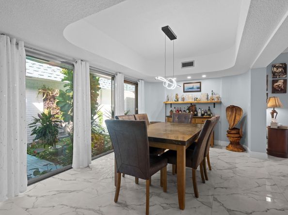 5100 Yellow Pine Ln, Tamarac FL 33319