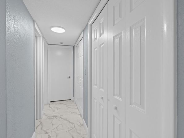 5100 Yellow Pine Ln, Tamarac FL 33319