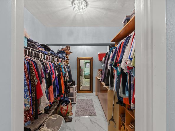 5100 Yellow Pine Ln, Tamarac FL 33319