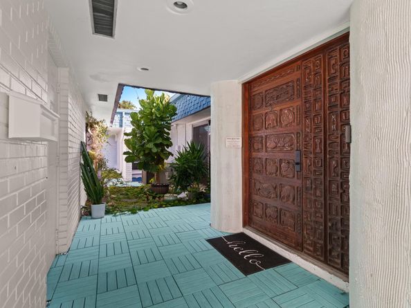 5100 Yellow Pine Ln, Tamarac FL 33319