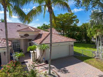 8402 Staniel Cay