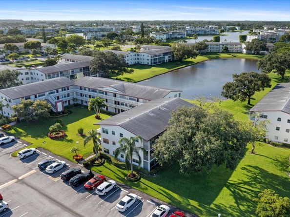 151 Fanshaw D, Boca Raton FL 33434