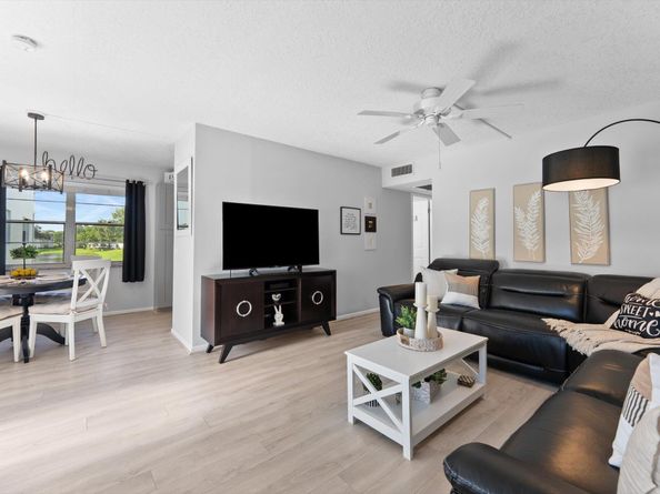 151 Fanshaw D, Boca Raton FL 33434