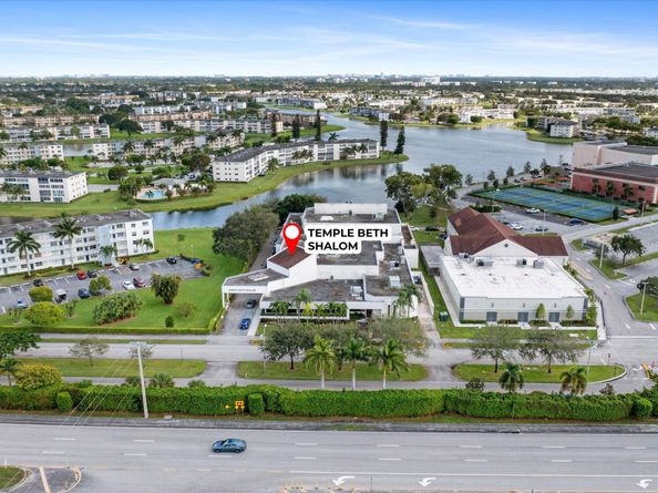 151 Fanshaw D, Boca Raton FL 33434