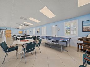 336 Pine Ridge Circle B1, Greenacres FL 33463