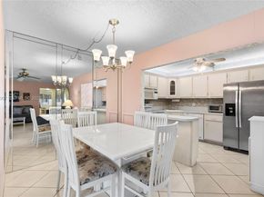 336 Pine Ridge Circle B1, Greenacres FL 33463