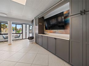 336 Pine Ridge Circle B1, Greenacres FL 33463