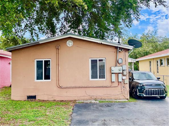 2229-31 Farragut St, Hollywood FL 33020