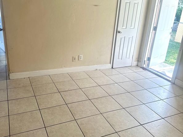 2229-31 Farragut St, Hollywood FL 33020