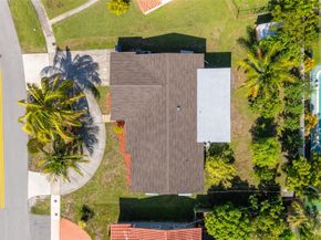 3811 NW 28th St, Lauderdale Lakes FL 33311