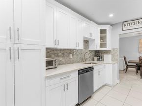 3811 NW 28th St, Lauderdale Lakes FL 33311