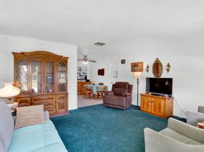 5707 NW 87th Ave, Tamarac FL 33321