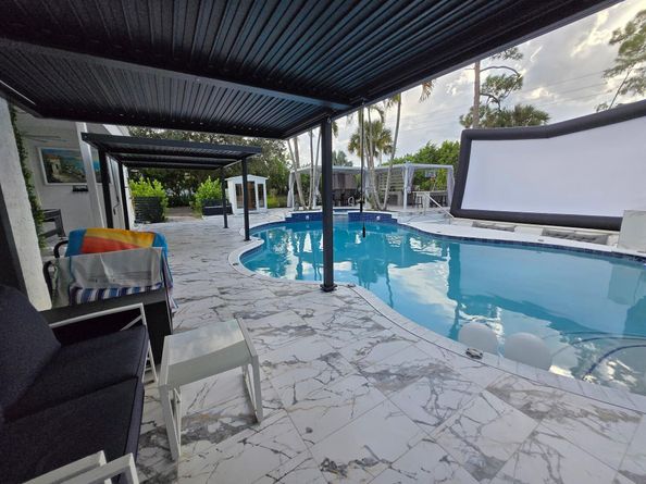 377 Squire Drive, Wellington FL 33414