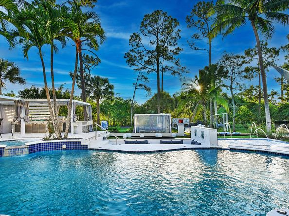 377 Squire Drive, Wellington FL 33414