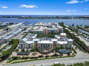 804 E Windward Way 120, Lantana FL 33462