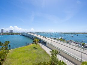 2640 Lake Shore Drive 1811, Riviera Beach FL 33404